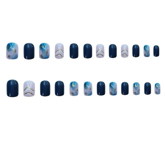 Press on nails - Picture 2 of 4